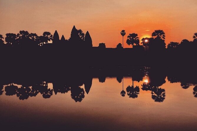 Golden Hours: Angkor wat sunrise photography tour with a pro! - Why the 4:30 a.m. start is worth considering