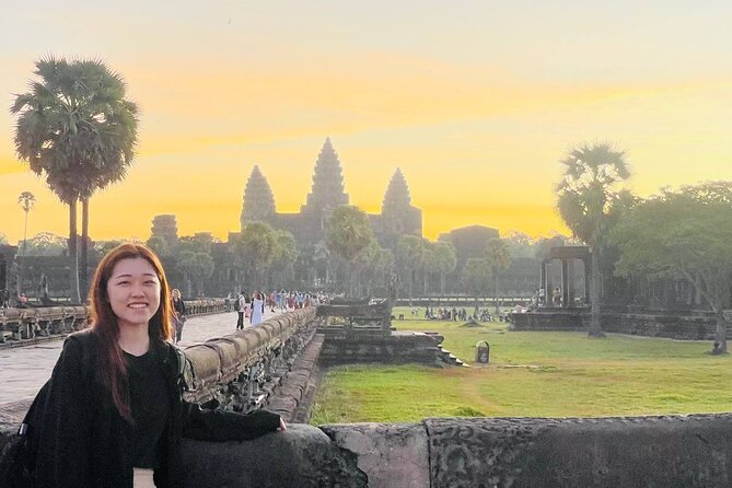 Golden Hours: Angkor wat sunrise photography tour with a pro! - Breakfast and the move to Angkor Thom