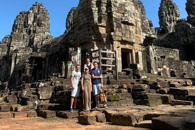 Golden Sunrise at Angkor Wat Private Guided Tour - Angkor Wat: three hours with Cambodia’s great symbol