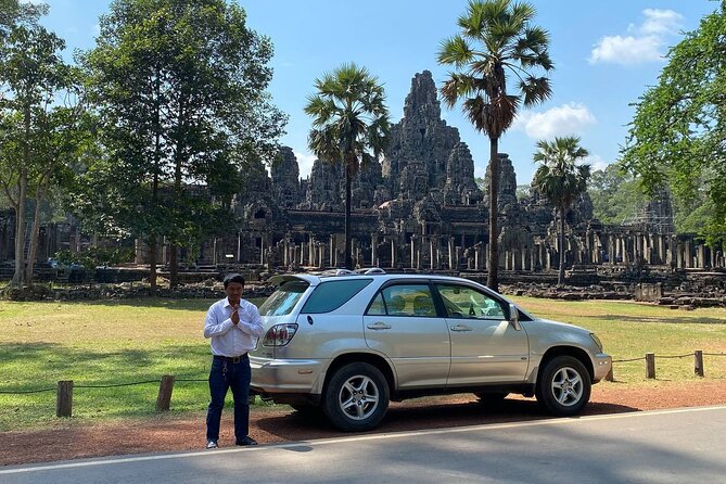Ground Transfer/SUV/ Phnom Penh to Siem Reap - Pickup, airport arrivals, and luggage help