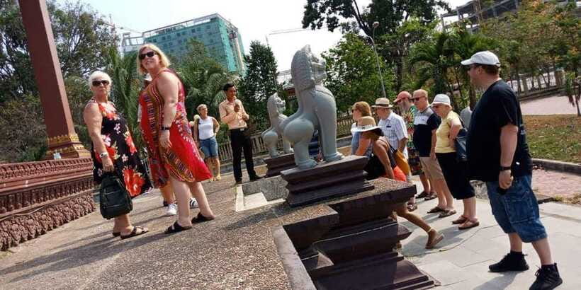 Half Day City Tour - Otres Beach for swimming and downtime