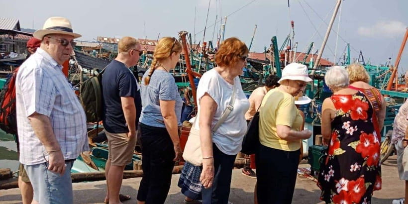 Half Day City Tour - Fishing village and floating houses