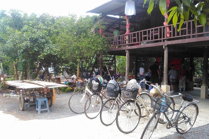 Half day morning bicycle tour to Explore local livelihood and test local snacks - Key points at a glance