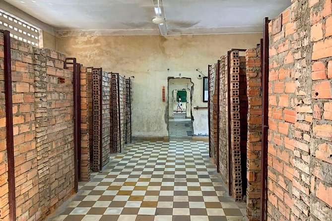 Half-Day Phnom Penh City Tours - A private tour changes the pace