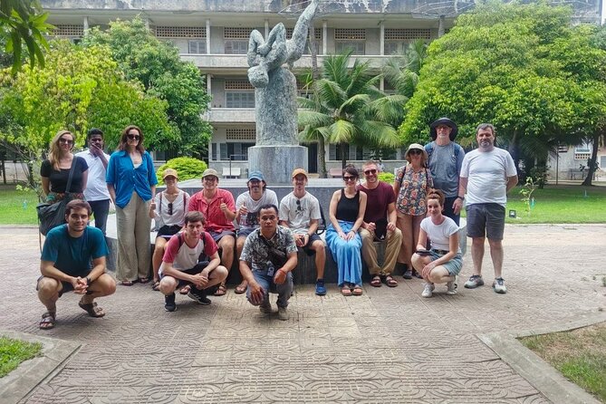 Half-Day Tour of the Killing Field and S21 - Tuol Sleng: a school transformed into S21