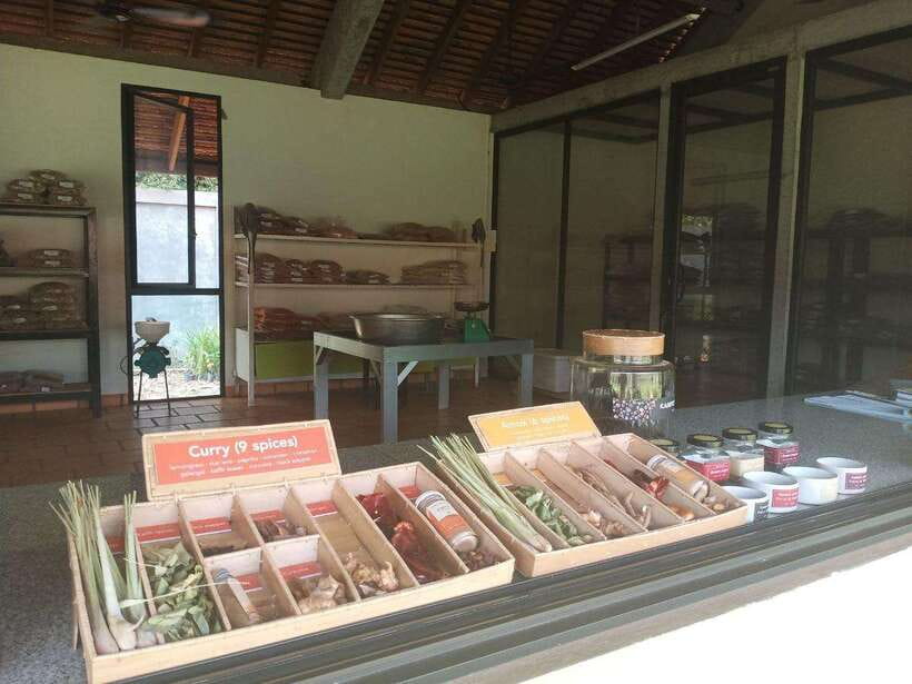 Half Day Trip: Silk Farm, Satcha, and Senteur d'Angkor Tour - A Final Look at Artisan d’Angkor