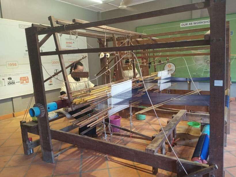 Half Day Trip: Silk Farm, Satcha, and Senteur d'Angkor Tour - Starting With Mulberry Trees at the Angkor Silk Farm