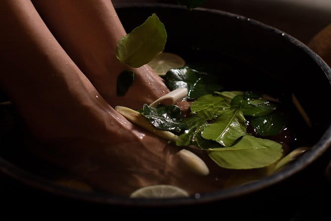 Head, Back and Shoulder Massage in Phnom Penh - Arriving at Bodia Spa Riverside