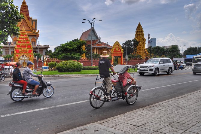 Hidden Phnom Penh City Tour, Royal Palace, Wat Phnom - The Royal Palace, viewed from outside