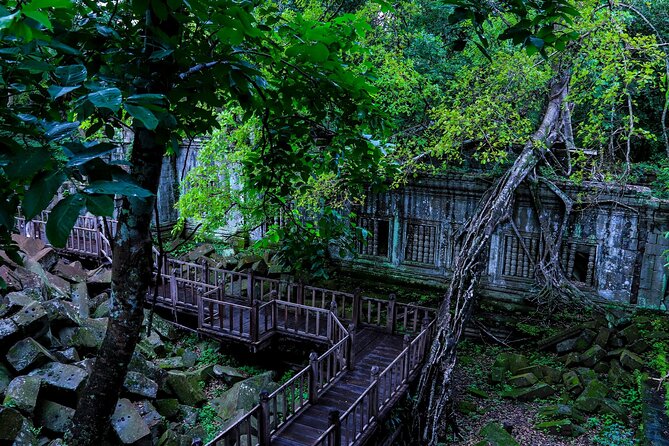 Homestay Kampong Khleang Villages - The second morning: market, school, and pagoda