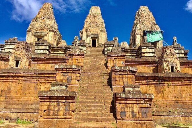 Journey Through Time: Grand Tours with professional photographers - Eastern Mebon: an old island temple on dry ground