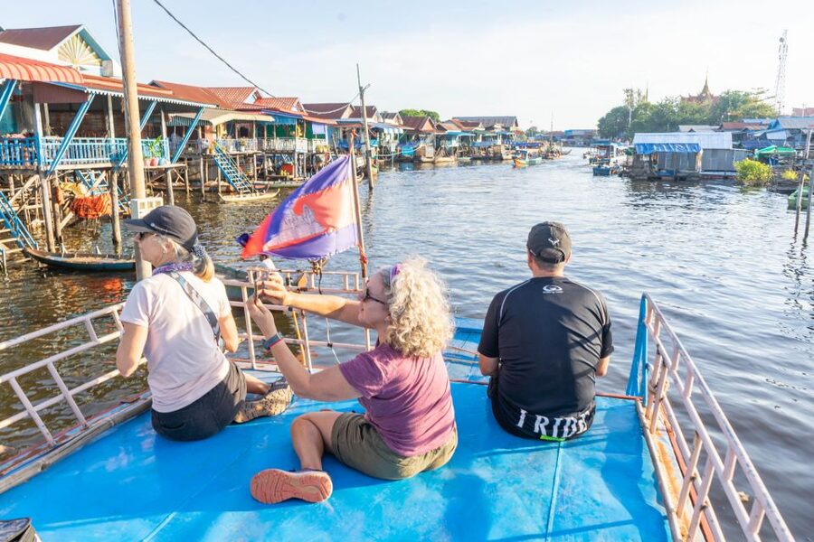 Kampong Phluk: Floating Village Sunset Bike Tour or E-Bike - Sunset On Tonle Sap With Snacks And A Cold Drink