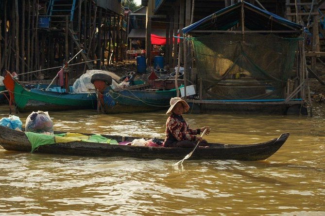 Kampong Phluk Floating Village Tour by Boat - Walking among stilt houses and local life