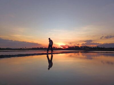 Kampot Countryside include Pepper farm, Salt field & Lake