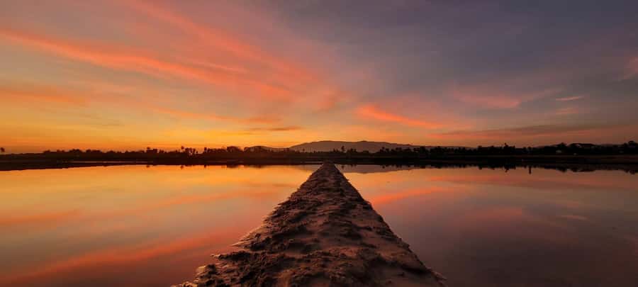 Kampot Countryside include Pepper farm, Salt field & Lake - La Plantation: the tour’s strongest stop
