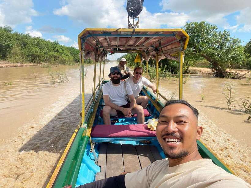 Kayaking & Floating Village in Siem Reap - Who should book this outing?