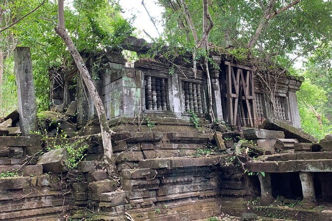 Kbal Spean, Banteay Srei, Beng Melea & Rolous temples Tour - The Roluos temples and the beginning of the classical period