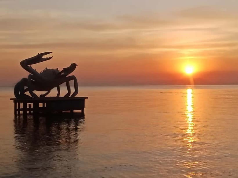 Kep: Discover kampot pepper farm/lake & Salt fields...more - Secret Lake and the Khmer Rouge-era setting