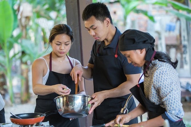 Khmer Cooking Class at a Local's Home in Krong Siem Reap - Extra farm visits and what to expect