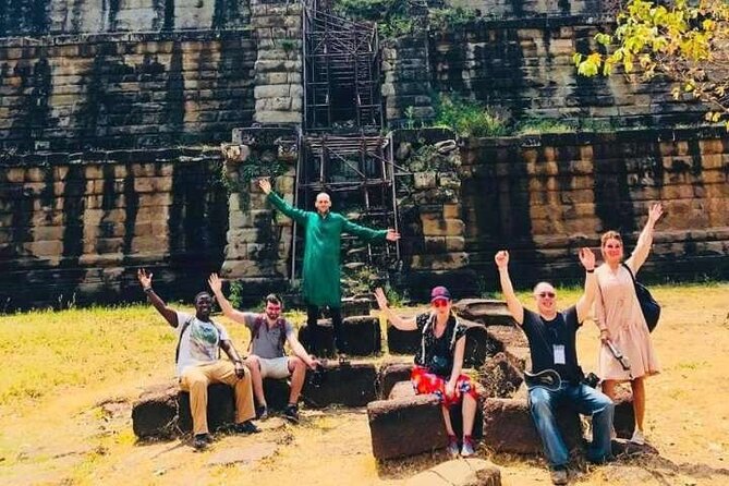Koh Ker Temple Group & Beng Mealea Full-Day Join-in Tour - The early pickup and long minivan ride