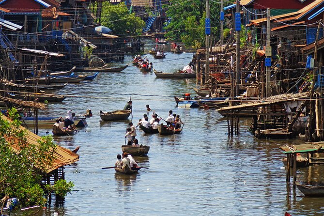 Kompong Khleang Floating Village from Siem Reap - Seeing the local market before the lake