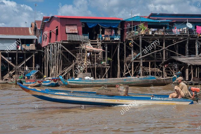Kompong Phluk Floating Village Private Half-Day Tour - Entering Kompong Phluk’s stilt-house village