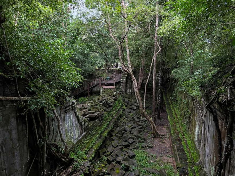 Kulen Mountain, Beng Mealea and Banteay Srei Full Day Tour - Who will enjoy this itinerary most