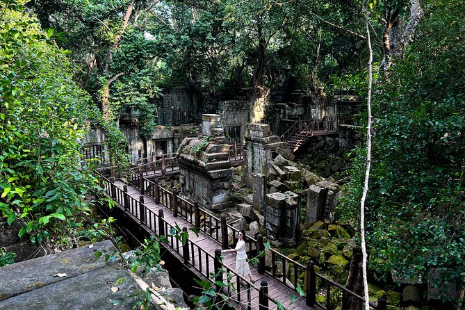 Kulen Mountain Beng Mealea and Banteay Srei Tour from Siem Reap - Poeng Ta Kho, the Amazing Cliff on Kulen Mountain