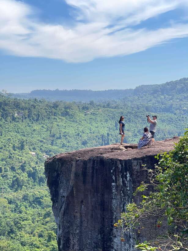 Kulen Waterfall Day Tour with Snacks Small-Group - What the $47 price really covers