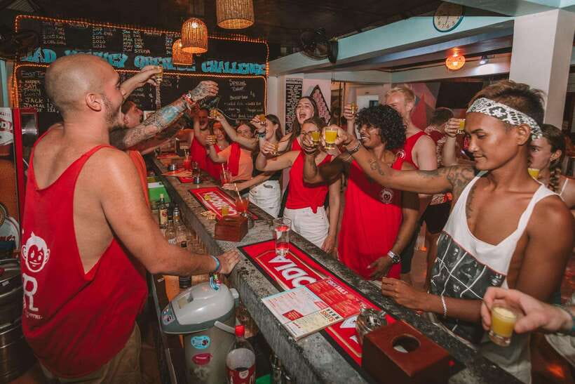 Mad Monkey Siem Reap Pub Crawl - Final stop: dancing at a club