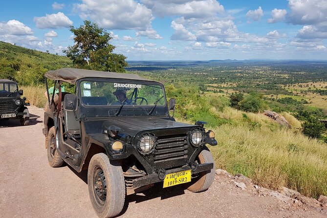 Magical Kulen Mountain by Cambodiajeep - The River of 1000 Lingas and ancient carvings