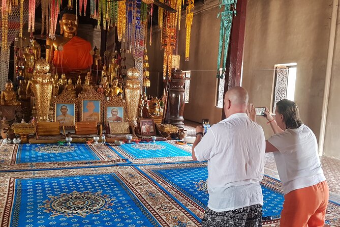 Monk Blessing Ceremony in Siem Reap - Photos are welcome, but the ceremony comes first