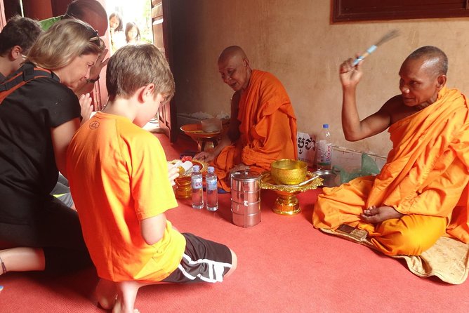 Monk Blessing Ceremony - Arriving at Wat Porkrom from your hotel
