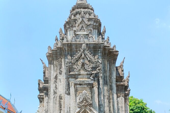 Morning Tour,Ak Phnom temple,Rice wine,Rice Paper, killing Field - Riding north by shared tuk-tuk