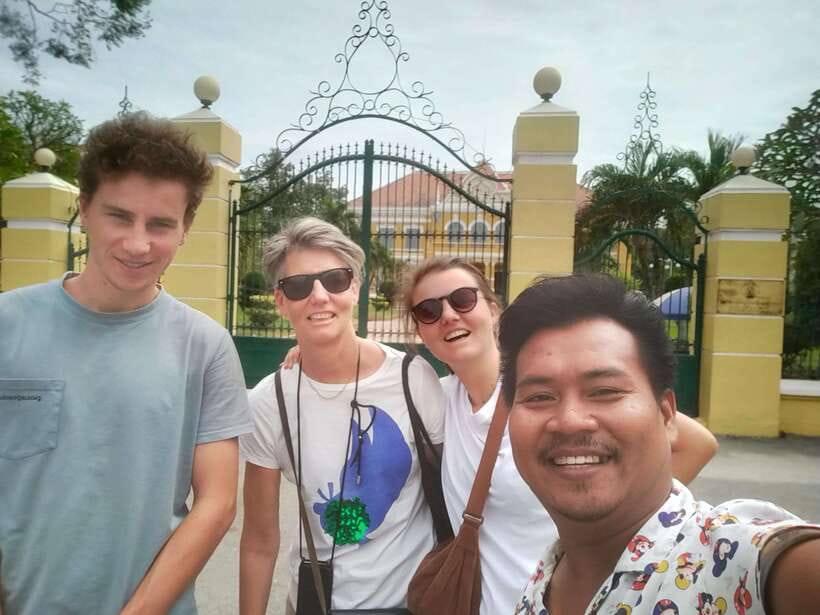 Morning Tuk tuk: City, Handicrafts, Killing field, Temples - What the guide adds to the ride