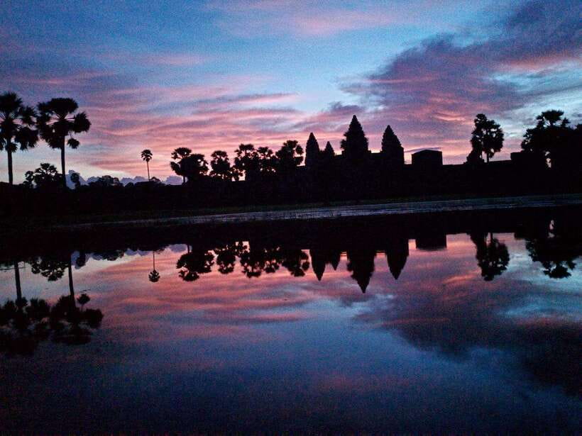 One Day Angkor Wat Trip with Sunrise - 4:30 AM pickup and the road to the temples