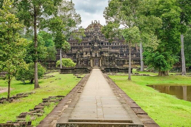One Day Private Guide Tour of Angkor Thom, Bayon, Ta Phrom & Angkor Wat - Three smaller stops that explain the city