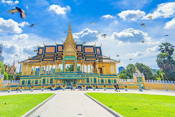 Oudong Mountain and Phnom Penh Full Day Private Tour - What $165 per person really buys