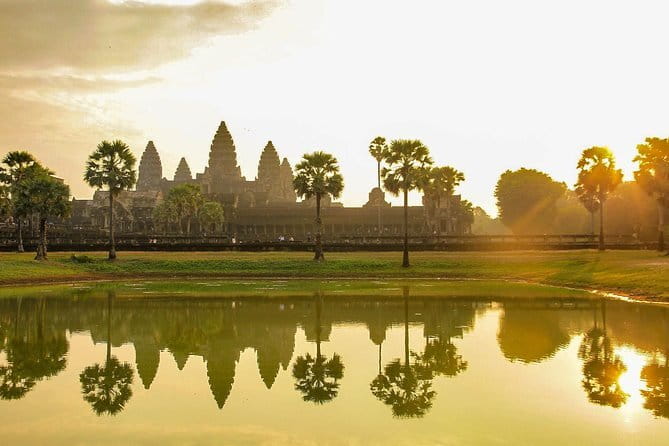 Personalised Angkor Wat Sunrise Off-the-Beaten Track Tour - Key details that shape the experience
