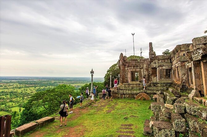 Phnom Chisor & Tonle Bati Private Tours from Phnom Penh - Why this makes a good day trip from Phnom Penh