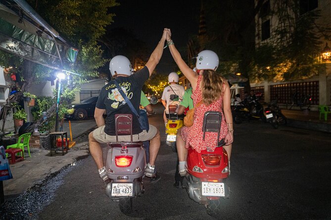 Phnom Penh Evening Foodie Vespa Tour / Tuk Tuk Available - Russian Market and several lesser-known food stops