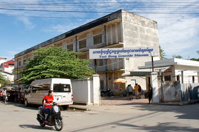 Phnom Penh Full Day Private Tour By Tuk Tuk or Taxi Car - What this one-day Phnom Penh tour is really about