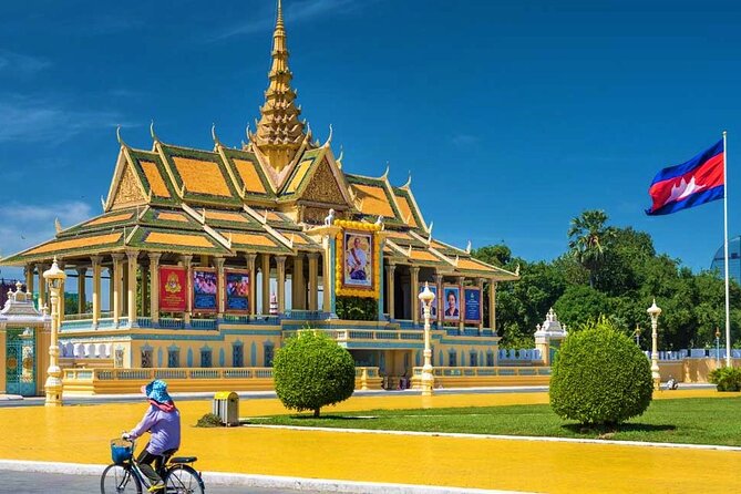 Phnom Penh Full Day Private Tour Included All Admission Tickets - Central Market: art deco, shopping, and a change of pace