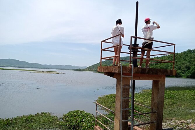 Phnom Penh Kampot Kep Tour "Pepper Farm, Salt Field, Crab Market" - Dry-season salt fields