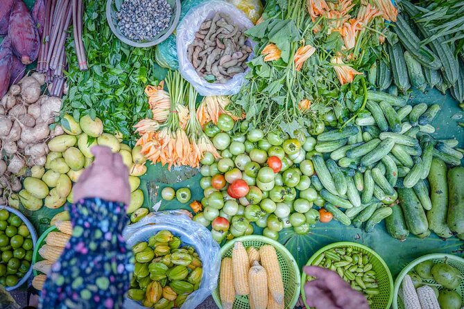 Phnom Penh Morning Market & Food Tour by Tuktuk - Includes All Food & Drinks! - Key details before you book