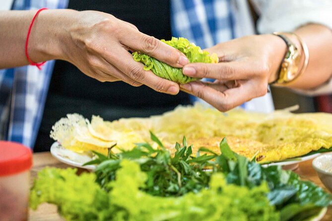 Phnom Penh Morning Market & Food Tour by Tuktuk - Includes All Food & Drinks! - What the tuk-tuk adds to the experience