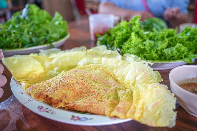 Phnom Penh Morning Market & Food Tour by Tuktuk - Includes All Food & Drinks! - The wet market with Sister Mao