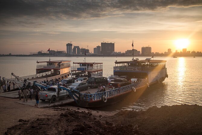Phnom Penh’s Hands-On Khmer Cooking Class in the Countryside - Taking the Ferry Across the Mekong