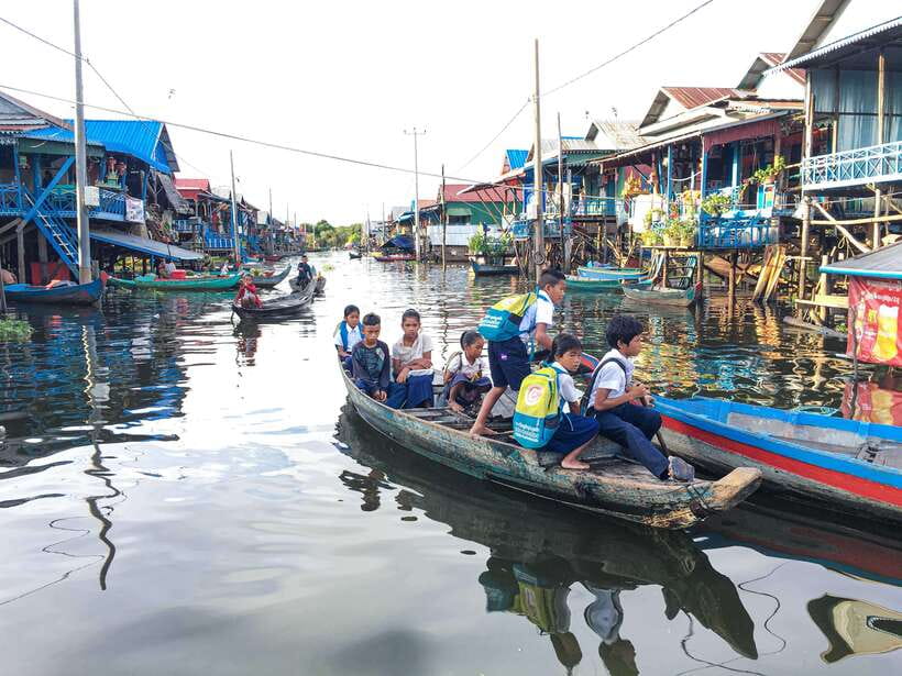 Phnom Penh - Siem Reap Road Transfer Plus Sightseeing - Kampong Kdei and the old stone bridge