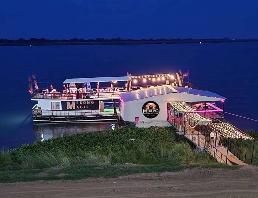 Phnom Penh: Sunset Cruise with Unlimited Beers & BBQ Buffet - The return journey needs a little planning